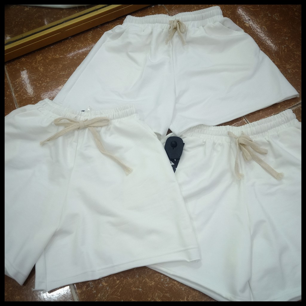 Quần short nữ mặc nhà , quần sooc da cá ống rộng basic cạp chun Queenshop | BigBuy360 - bigbuy360.vn