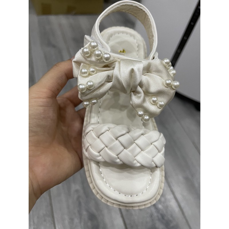 Sandal bé gái mã 618