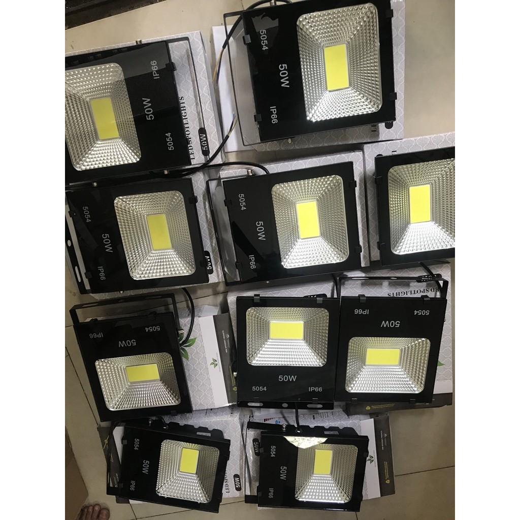 Đèn Pha led Cao cấp chống nước COB 50W( Đủ wat)