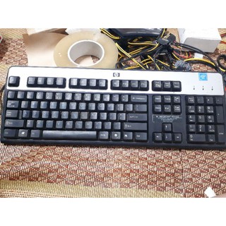 Phím HP cũ văn phòng còn dùng tốt cổng usb
