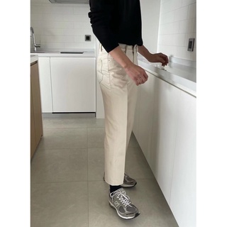 Quần jeans nam form slimfit ống ngắn - BASIC JEANS.
