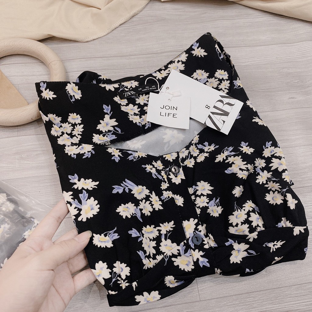 Váy hoa đen dúm khuy xinh xắn - V38 | BigBuy360 - bigbuy360.vn