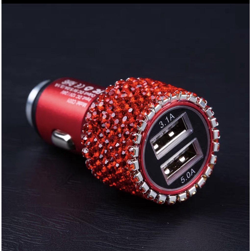 Cáp sạc - tẩu sạc đính đá trên xe ô tô 12v - 3 Cổng USB