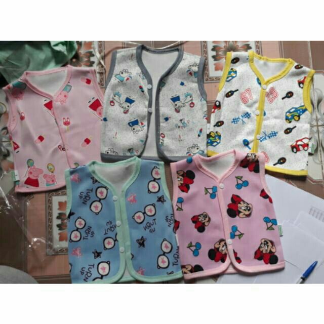 Áo ghi lê nỉ lông hiệu Carter hoặc Trang Nam cho bé