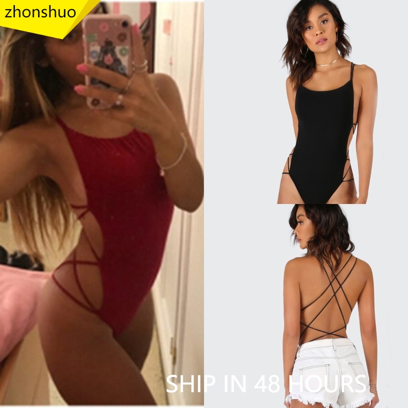 Jumpsuit sát nách thiết kế hở lưng quyến rũ
