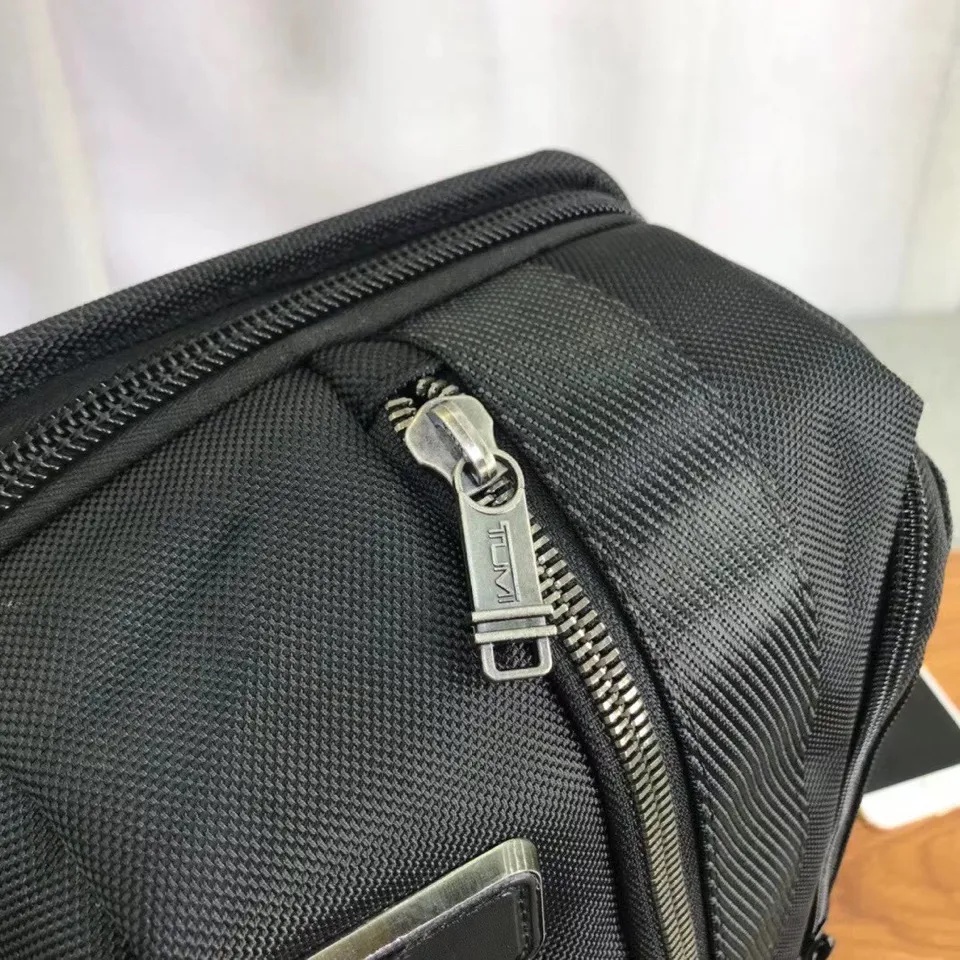 Tumi 232393Nvy Túi Đeo Chéo Ngực Bằng nylon Chống Thấm Nước Chống Mài Mòn Có Khóa Kéo YKK