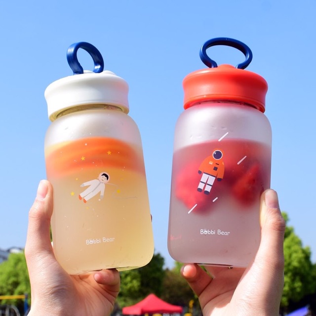 Bình Nước Du Hành Siêu Độc Lạ 600ml Bobbi Bear Kèm Túi Chống Sốc | BigBuy360 - bigbuy360.vn