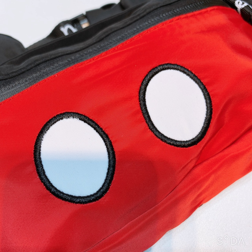 Túi Zara Mickey đeo chéo cho bé, bé trai, bé gái. Màu đỏ đen. Kích thước: 24x12