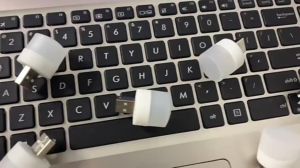 Đèn LED Đọc Sách Sạc USB Hình Vuông Tiết Kiệm Năng Lượng Bảo Vệ Mắt | BigBuy360 - bigbuy360.vn