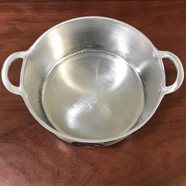 Nồi gang đúc nguyên khối số 8 - 21cm nhẵn bóng chất lượng tốt
