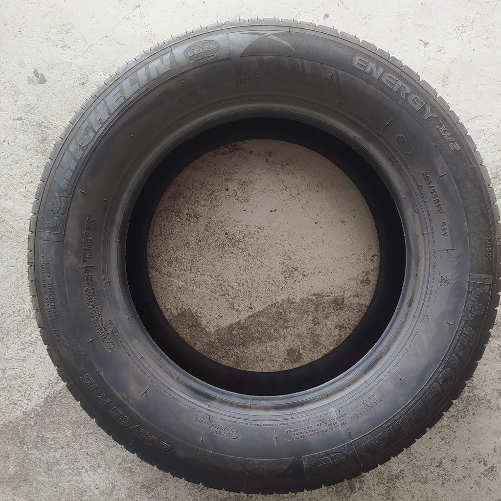 Lốp Michelin 205/65R15 XM2+