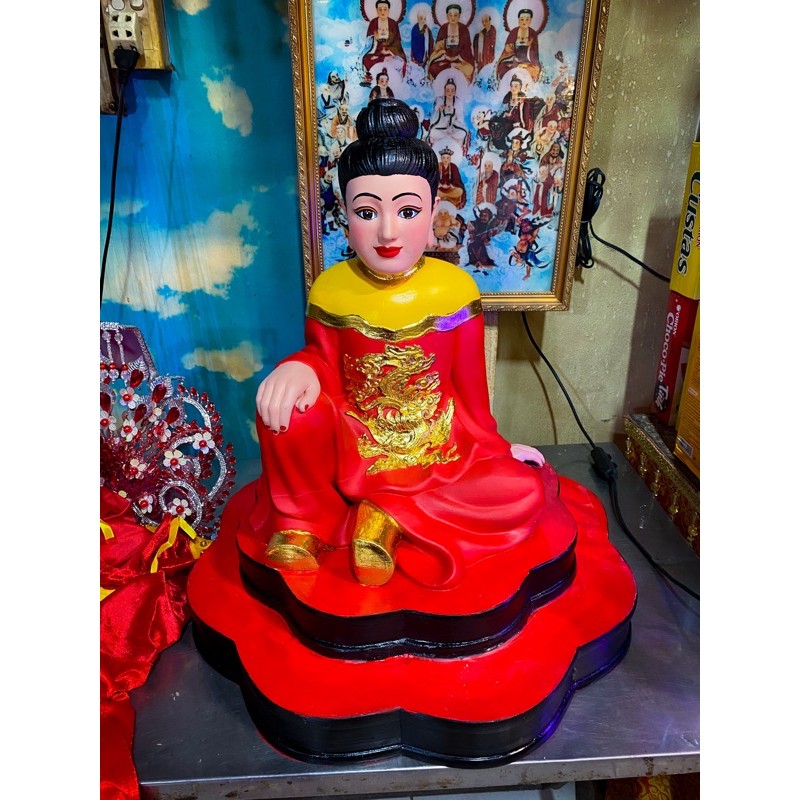 Tôn Tượng : Bà Chúa Xứ / Chúa Xứ Nương Nương / chúa Xứ Nguyên Nhung / Chúa Xứ Thánh Mẫu / Nguyên Nhung Nương Nương