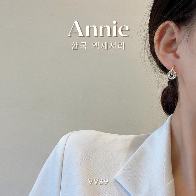 Bông tai thép y tế titan không gỉ đính đá cao cấp kiểu dáng hiện đại ANNIE VV39