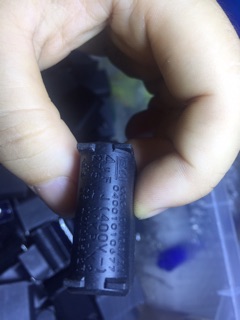 TỤ 4UF - 275V
