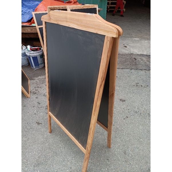 Bảng menu đen khung gỗ tần bì viết 2 mặt Gem Decor