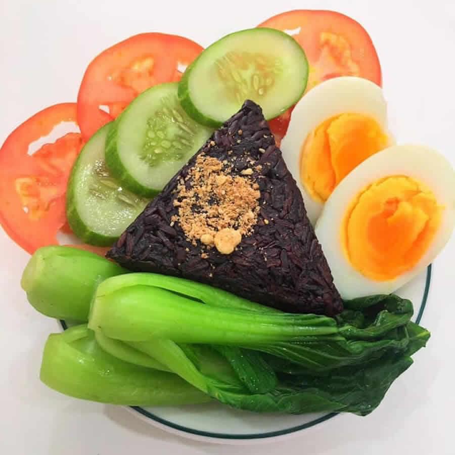 Cơm Nắm Gạo Lứt, Đậu Gà, Hạt Điều, Rong Biển Lihara Eatclean Eat Clean (Bịch 6 gói) cơm gạo lứt