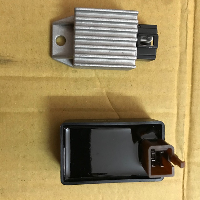 Tiết chế ( sạc) / IC các dòng xe số 100cc cho xe honda