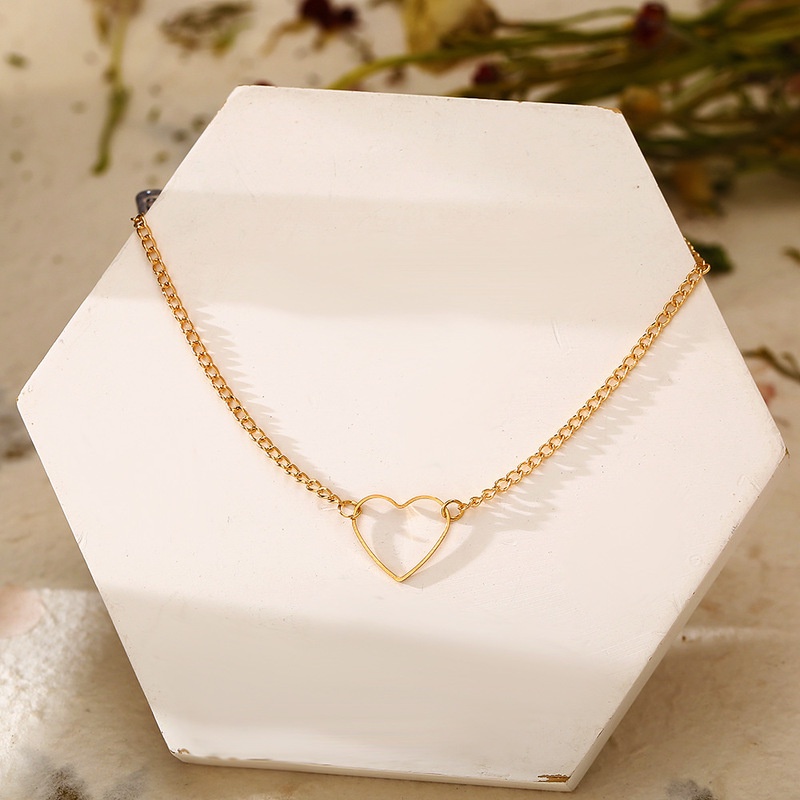 Vòng cổ hợp kim mặt trái tim rỗng đính ngọc trai thời trang cho nữ