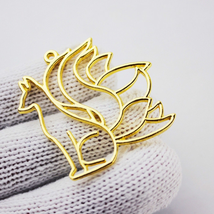 2 Mặt Dây Chuyền Hình Rồng Cáo Bằng Kim Loại