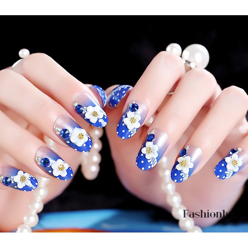 [Hàng mới về] Set 24 móng tay giả hoạ tiết hoa trắng dễ thương thời trang cho nữ