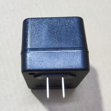 Cục đổi nguồn điện từ 220v sang 110v dành cho các thiết bị điện