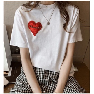 Áo thun basic tim đỏ ❤️ cài kim băng