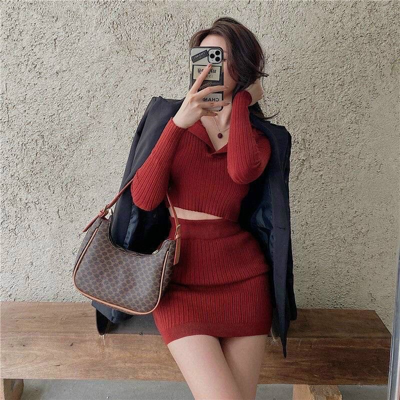 Set áo cổ trụ tay dài phối chân váy ngắn chất len tăm dày dặn xịn mịn màu đỏ đi tiệc đi chơi Noel Tết