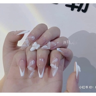 NailBox thiết kế xinh xắn cho cô dâu tặng kèm keo + dũa
