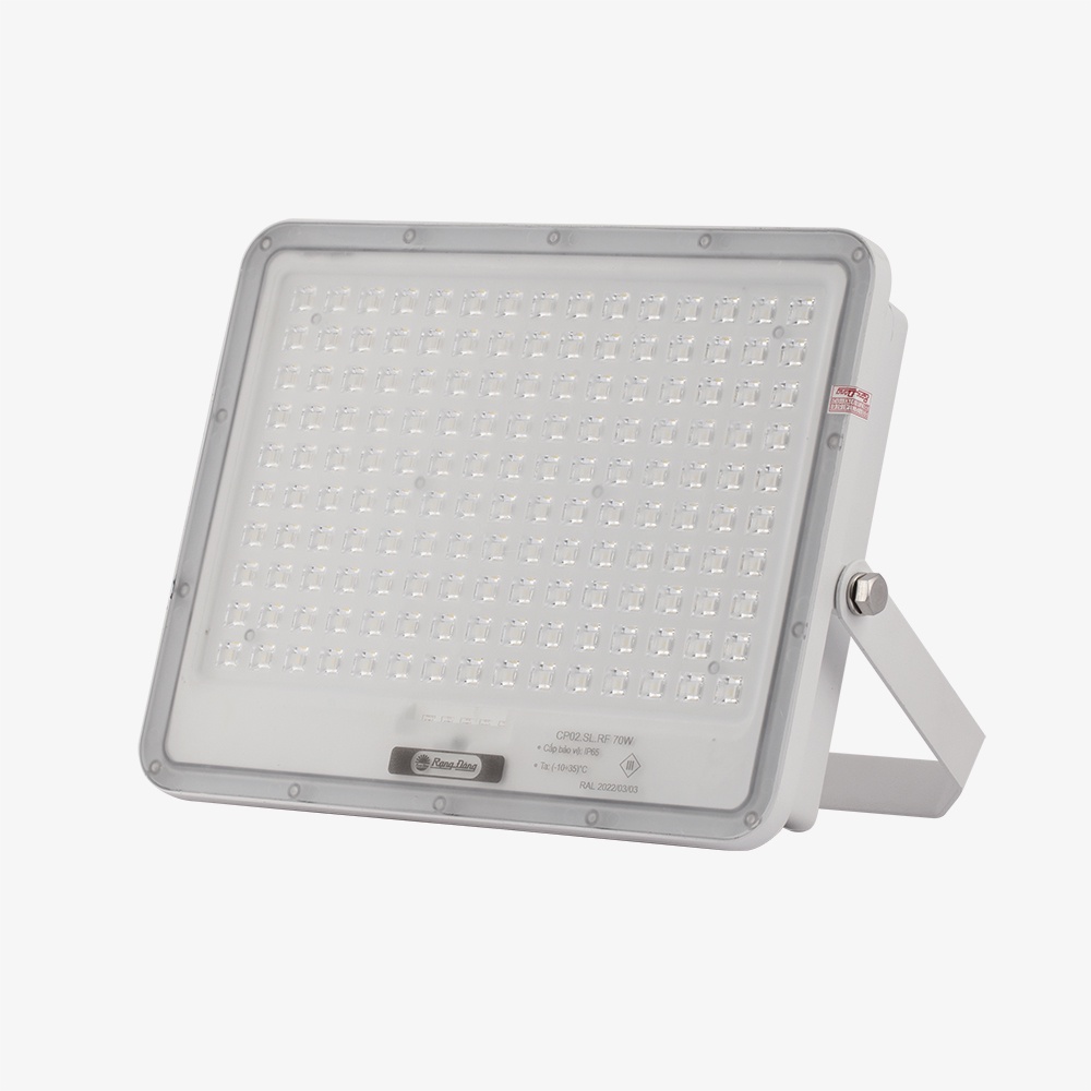 Đèn chiếu pha năng lượng mặt trời Rạng Đông 70W Model: CP02.SL.RF 70W