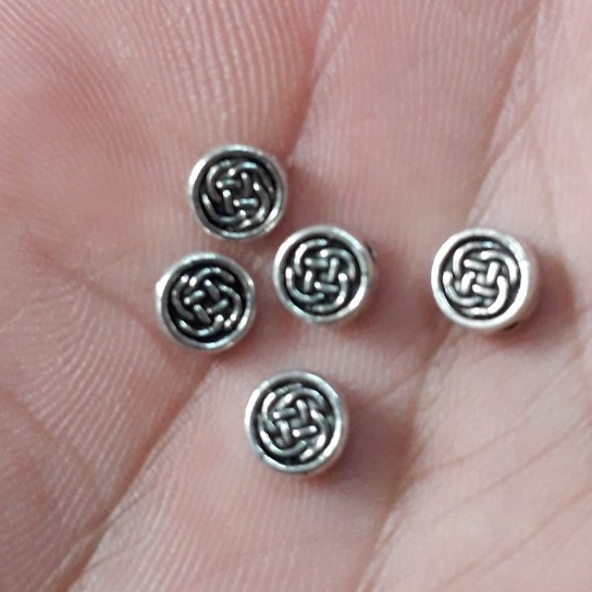 Sỉ charm hợp kim giả bạc : sỉ 50 gram = 25k / 1 gói [ mua sỉ xin pm shopee ]