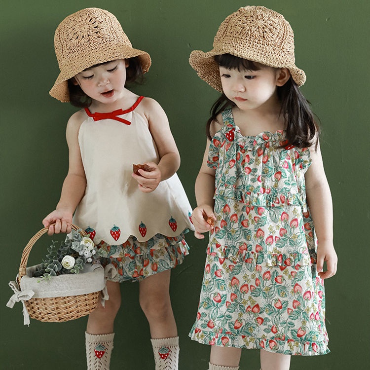 Bộ Áo Thun Cotton + Chân Váy Yếm In Hoa Dễ Thương Thời Trang Mùa Hè Cho Bé Gái 2022