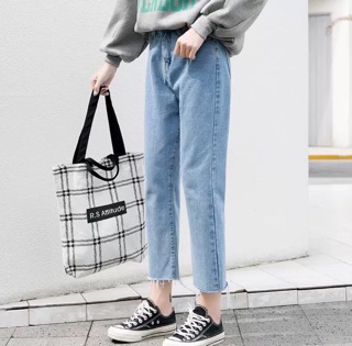 Quần bò ống suông cắt gấu ( Có Sẵn SiZe 28)