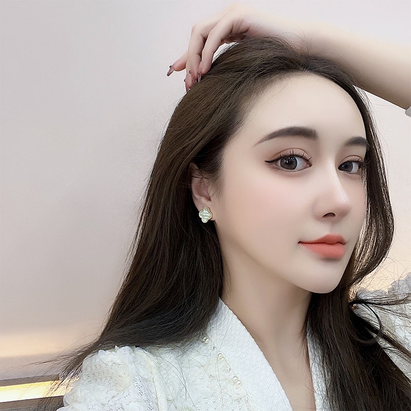 Khuyên tai kẹp không bấm lỗ chốt cố định K124 bằng hợp kim mạ vàng hình bông hoa dáng ngắn Leous Accessories