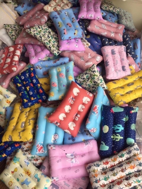 GỐI MASSGE CHO BÉ COTTON THẤM MỒ HÔI