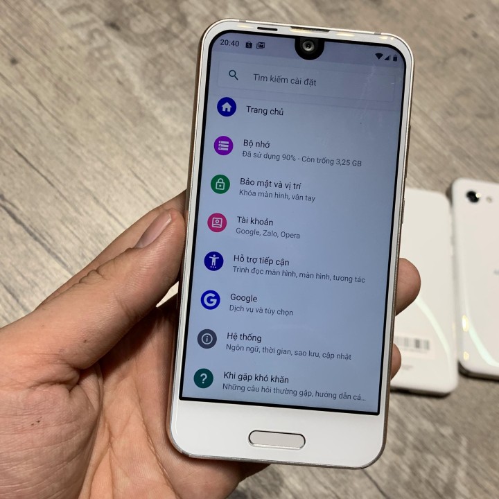 Điện thoại Sharp Aquos R Compact nhỏ gọn , thiết kế lý tưởng , android 9 tiếng việt đầy đủ , snap660-3gb-32gb | BigBuy360 - bigbuy360.vn