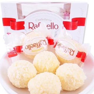 Kẹo socola bọc dừa RAFELLO 150g của Đức