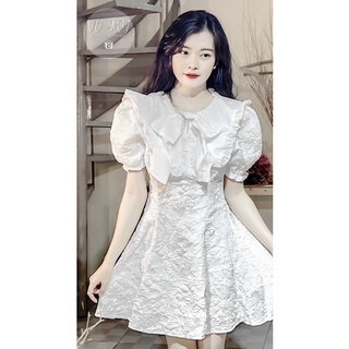 Đầm xoè trắng xoè cổ petter