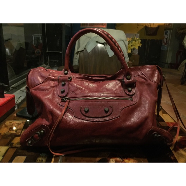 Túi form Balenciaga secondhand da thật