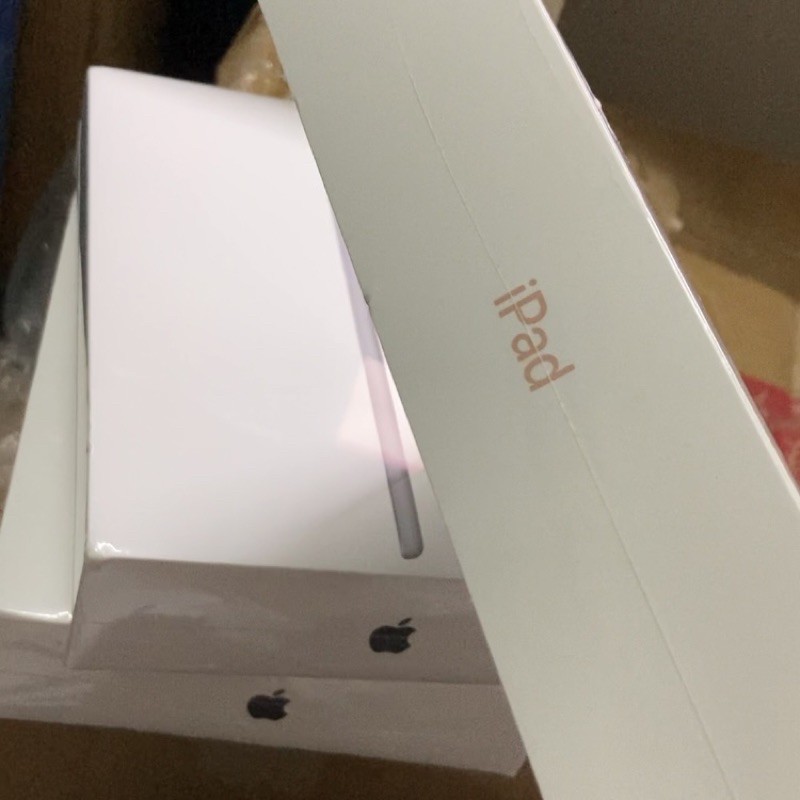 Apple ipad 8 2020 mới nguyên seal hàng Mỹ wifi 32G