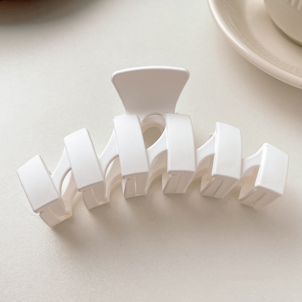 Kẹp Tóc Màu Trà Sữa Cỡ Lớn Tiện Dụng Cho Nữ