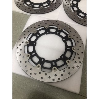 Đĩa phanh trước R6
