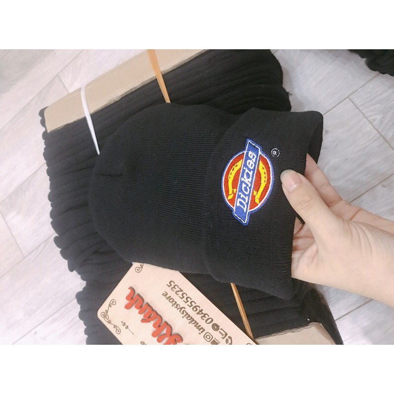 Mũ len thêu Dickies