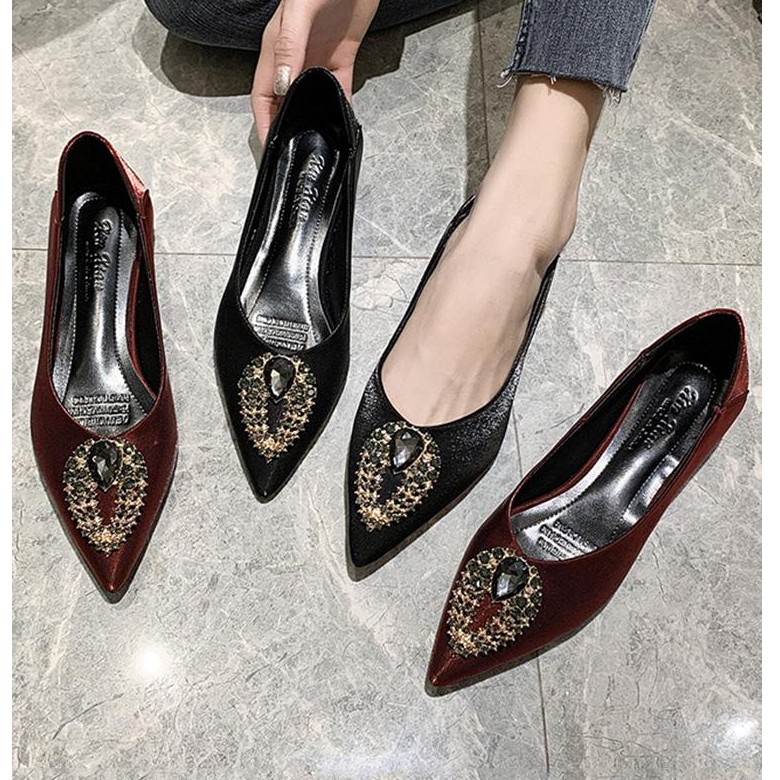 [ORDER] Giày búp bê bọc lụa khuy đính đá gót vuông 3p | BigBuy360 - bigbuy360.vn