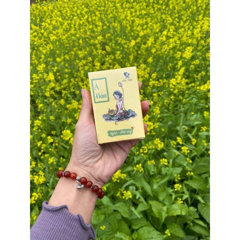 Xà bông nghệ, mướp đắng, xà phòng thiên nhiên handmade giảm mụn lưng, mờ thâm, sáng da Ả Đào chính hiệu MỘC NHAN 100gr | BigBuy360 - bigbuy360.vn