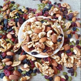 1Kg Hỗn Hợp Hạt Dinh Dưỡng Và Trái Cây Sấy 9 Vị