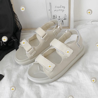 Sandal nữ quai ngang hoa cúc đế bằng
