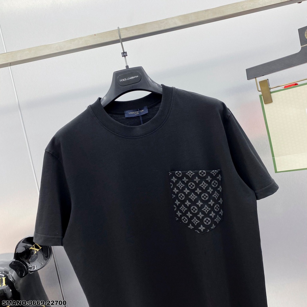 Áo Phông Nam Lv Chất Vải Cotton Cao Cấp . Áo Thun Nam Nữ Lv Họa Tiết Túi Áo In Nổi Siêu Đẹp DT STORE MENWEAR