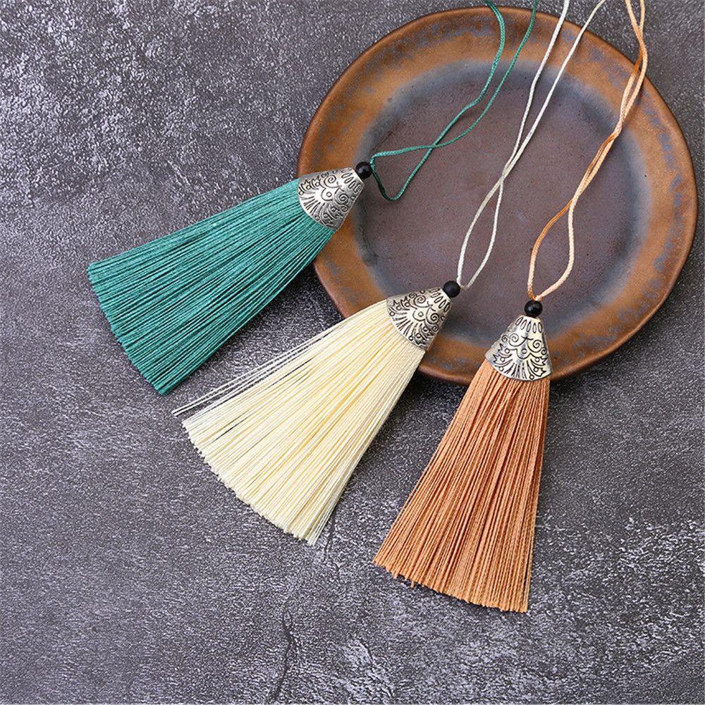 Daphs Bông Tai Tua Rua Bằng Lụa Nhiều Màu Sắc Kèm Nắp Đậy