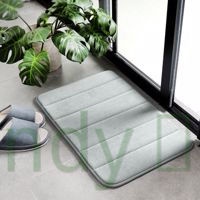 Tấm thảm lót sàn nhà tắm bằng nhung thấm hút nước chống trượt tiện lợi