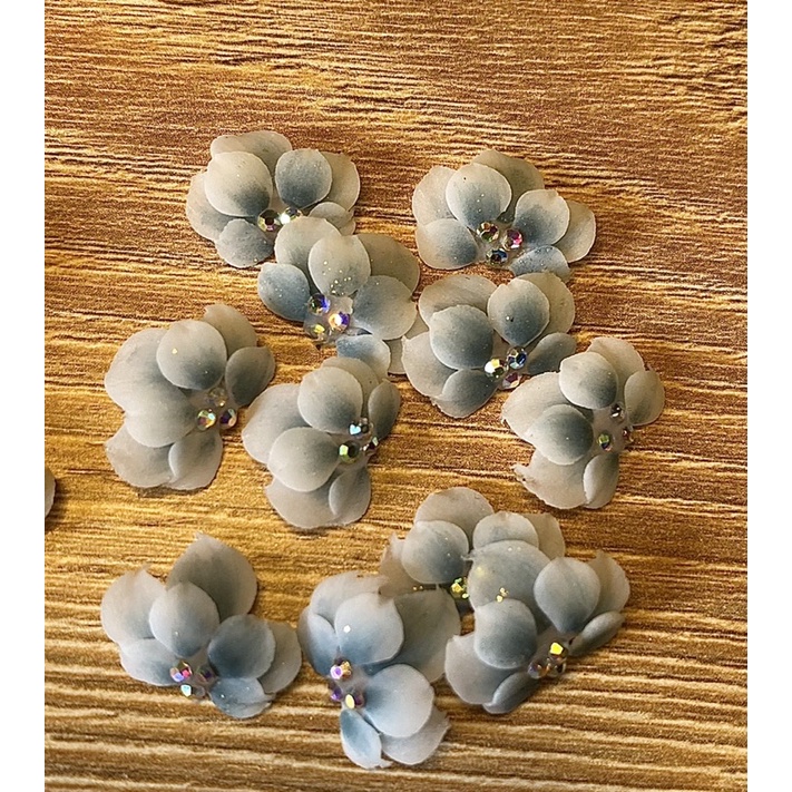 Hoa Bột Nail Gắn Móng Chân Giá 1 Bông